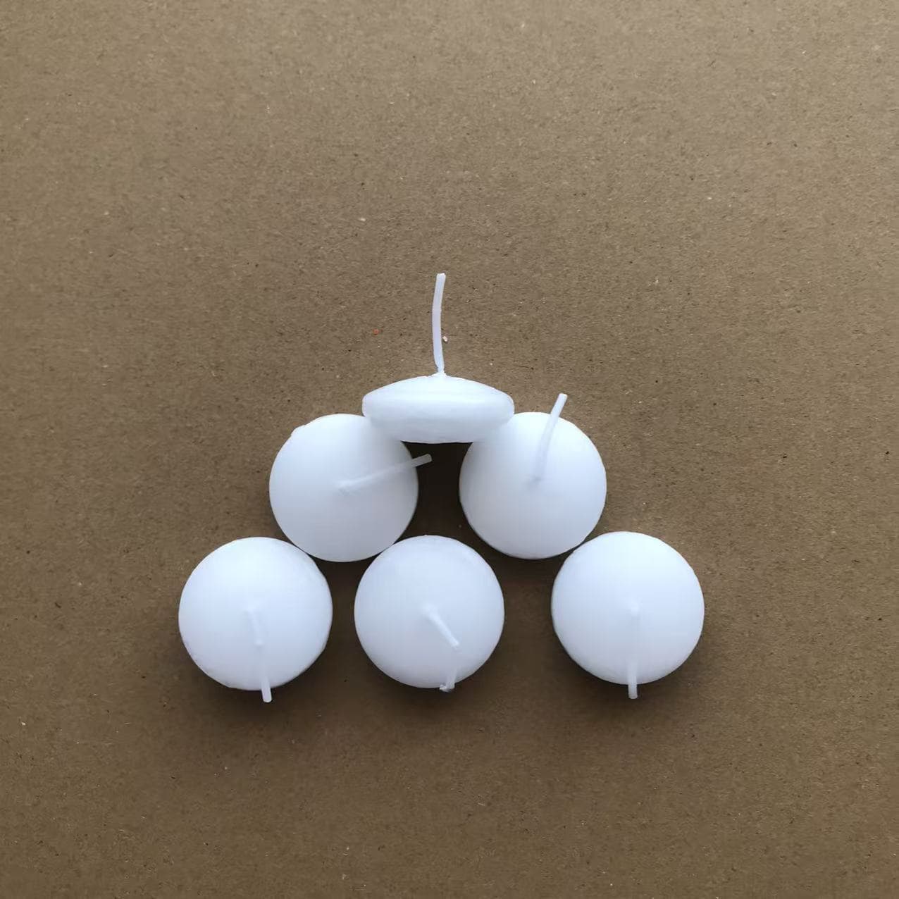 Spherical candle for St. Valentine's Day 3