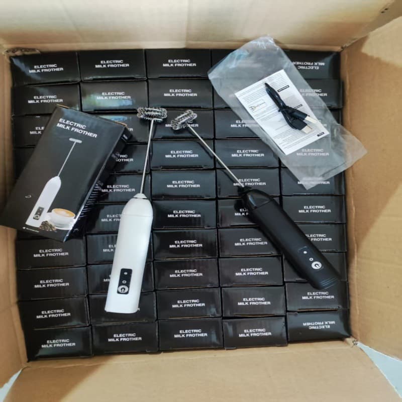 Cross-border hot selling frother, small handheld electric milk frother, blender, household coffee frother 4