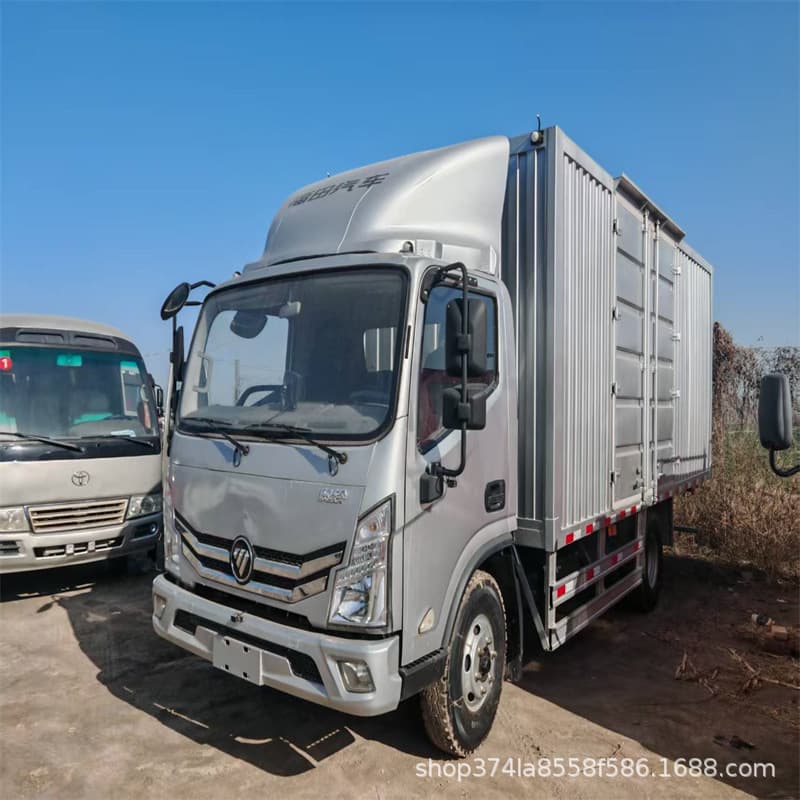 Foreign trade inventory small trucks, small box-type trucks, Foton container transport trucks, 4.2-meter box cargo 1