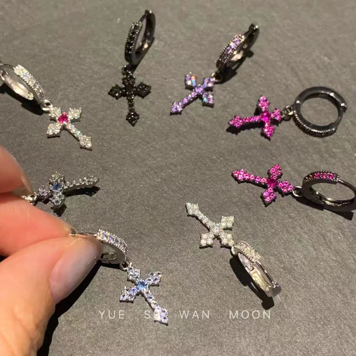 Medieval vintage sweet and cool hot girl multi-color diamond cross earrings Gothic style unique niche high-end earrings 1