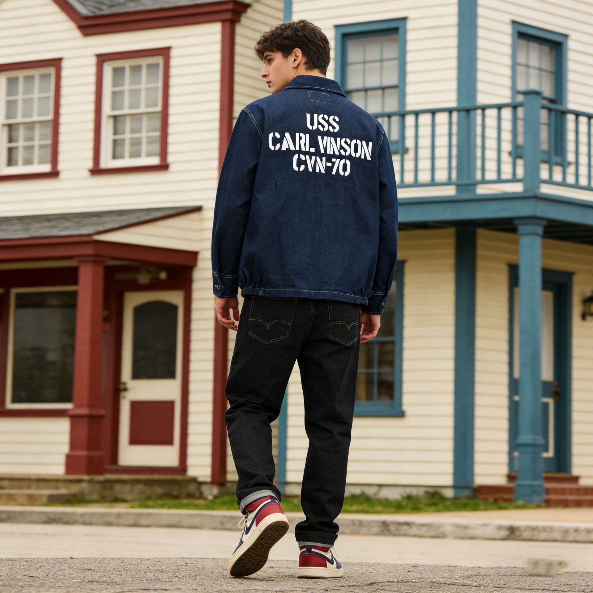 Commemorative denim jacket for traveling, with embroidery 1