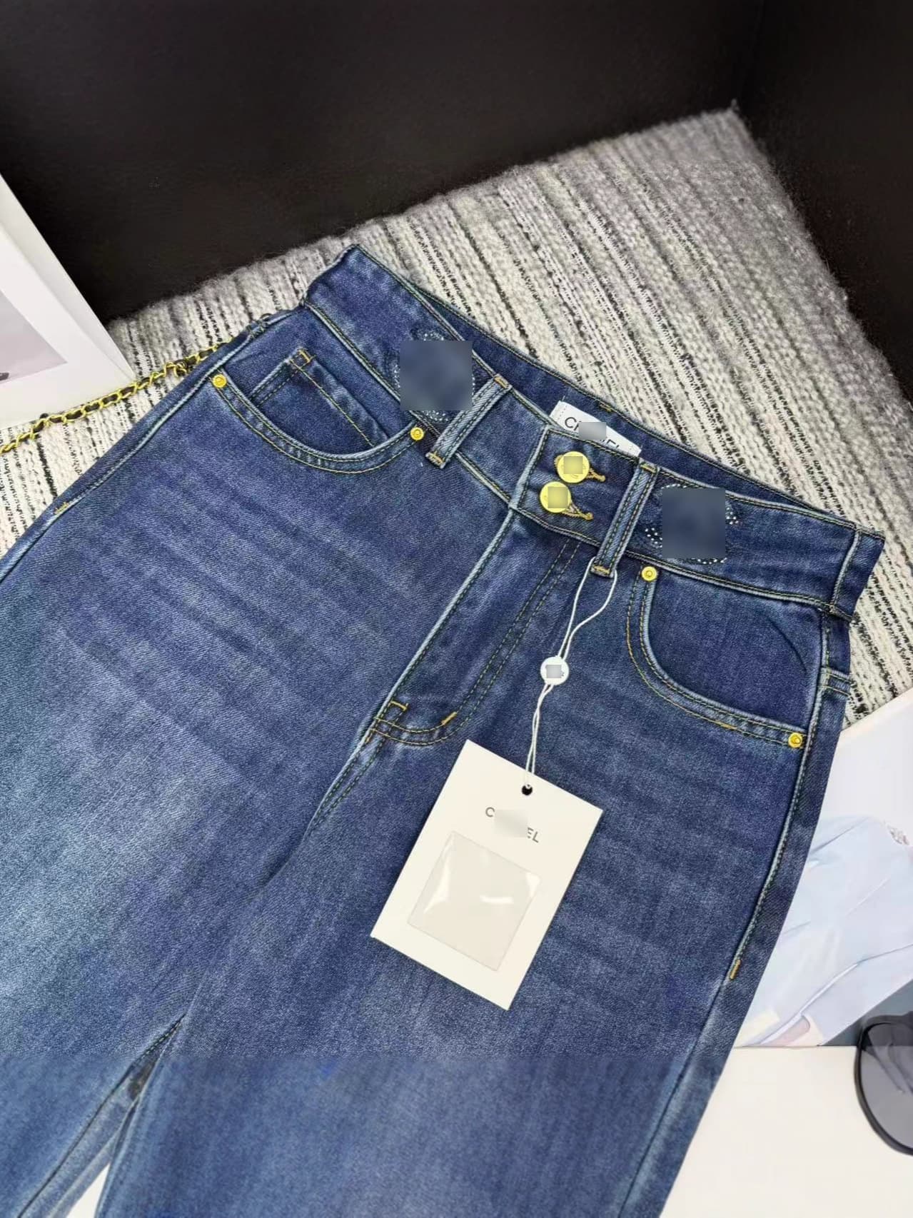 Retro Jeans Trousers - Embroidered, Megaphone Fit 2