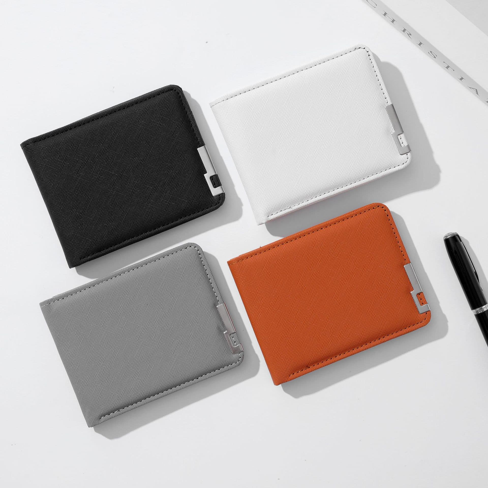Men's short wallet, card holder, high-quality style, for students, simple and elegant design