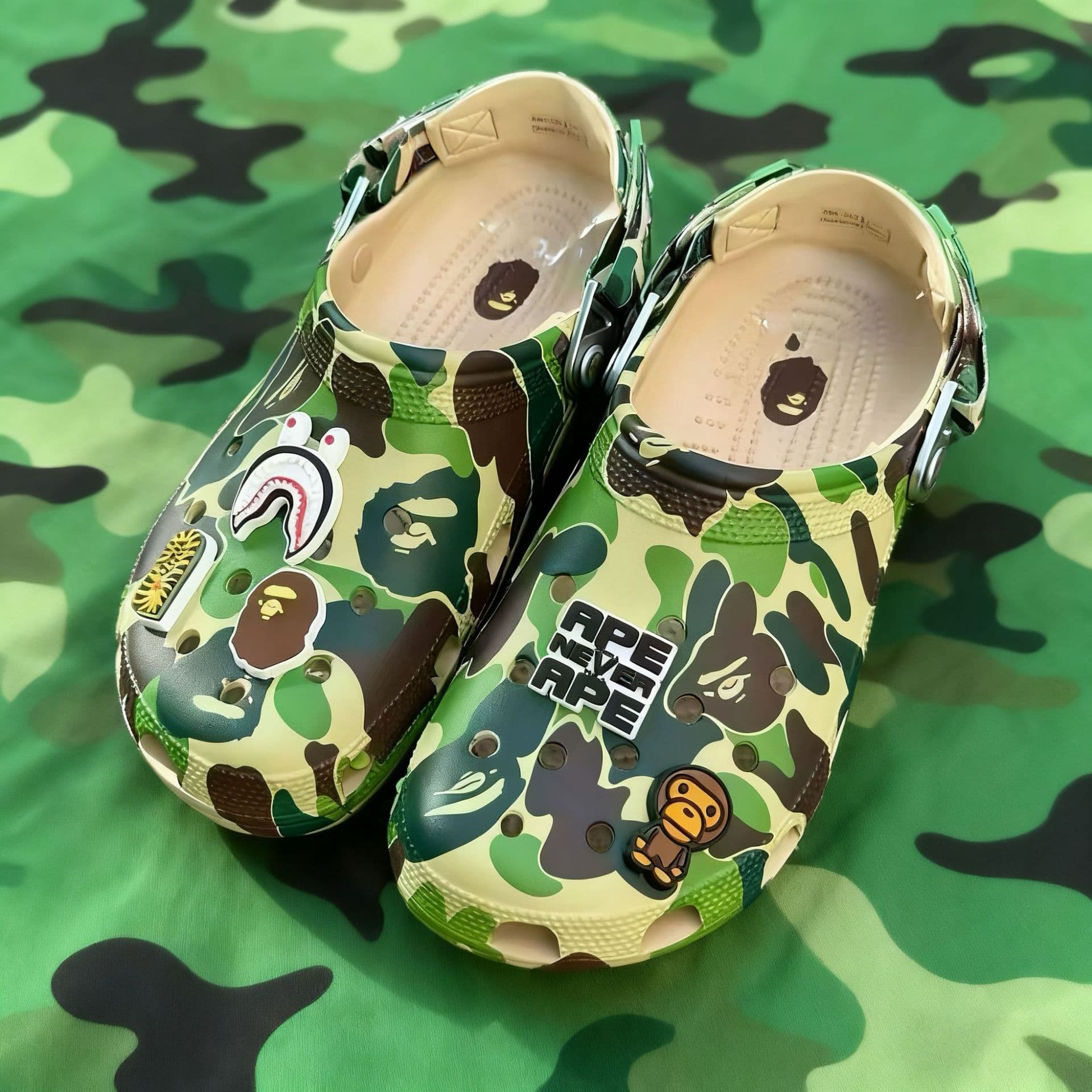 Camouflage green comfortable non-slip breathable trend beach footwear for men and women 1