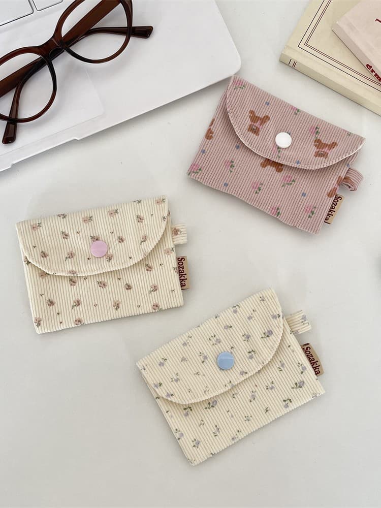 Wallet, card holder, coins, storage system, passport bag 3