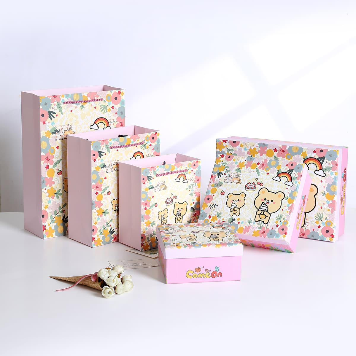Children's gift box, Birthday gift, (Physicals) 2
