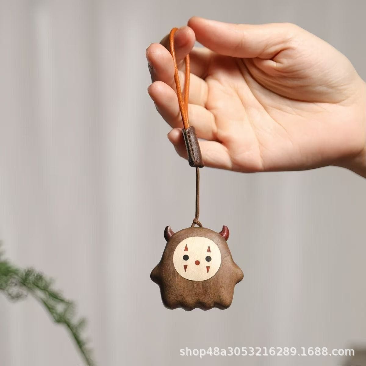 Black walnut KT cat pendant bag key cute decoration Totoro ornaments gift Miyazaki Hayao animation trinkets 3
