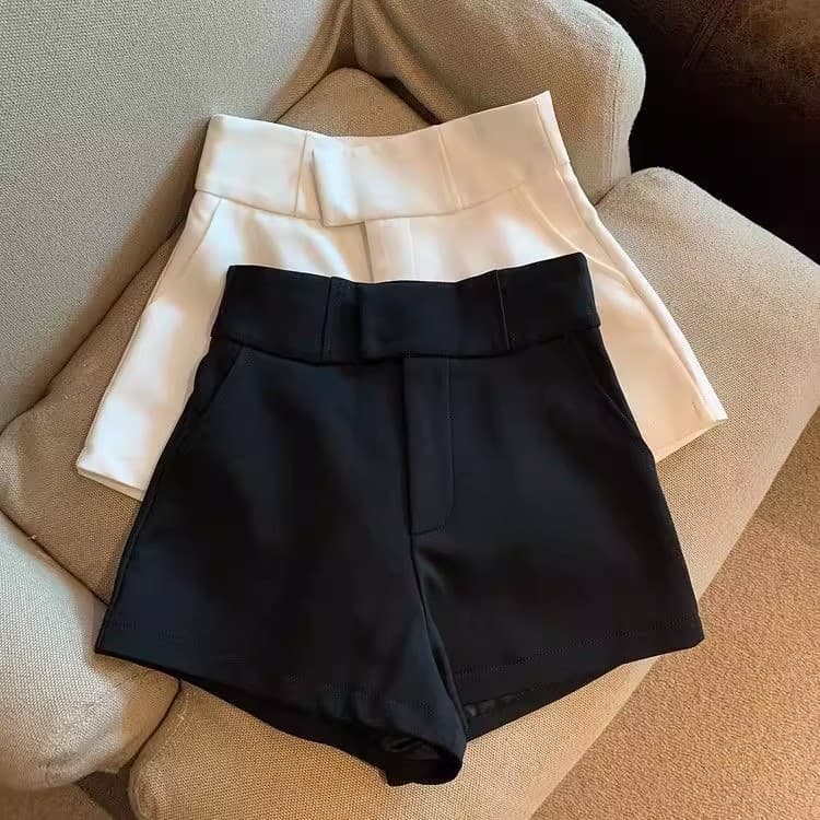 White classic suit jacket, shorts, summer trousers, high waist, loose straight fit 3