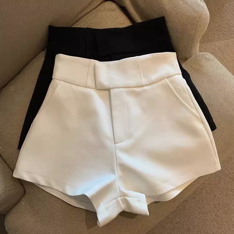 White classic suit jacket, shorts, summer trousers, high waist, loose straight fit 4
