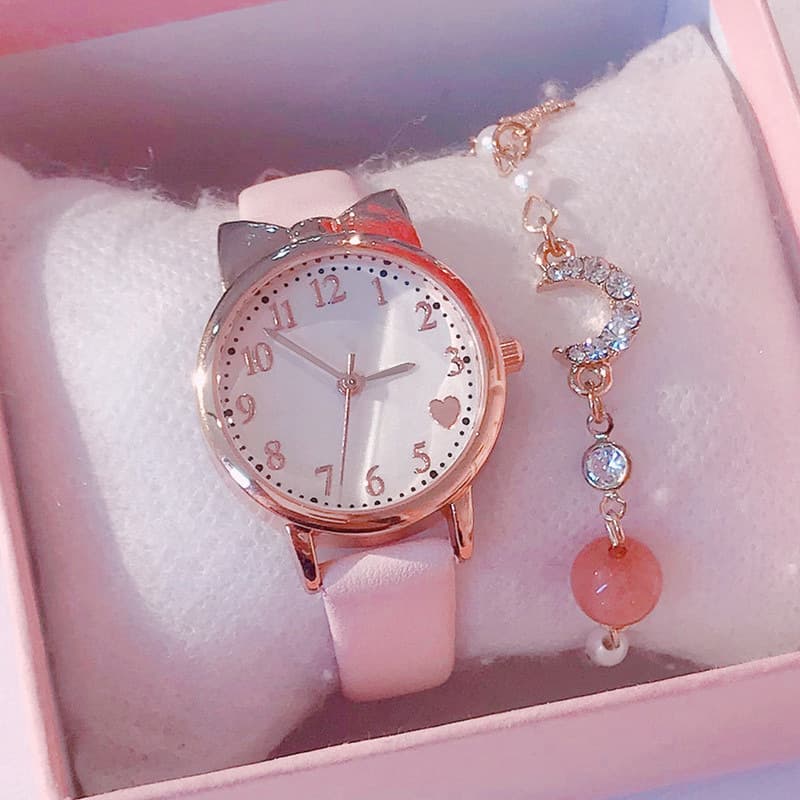New ins women's watch cute heart schoolgirl quartz watch star and moon bracelet watch combination set dropshipping