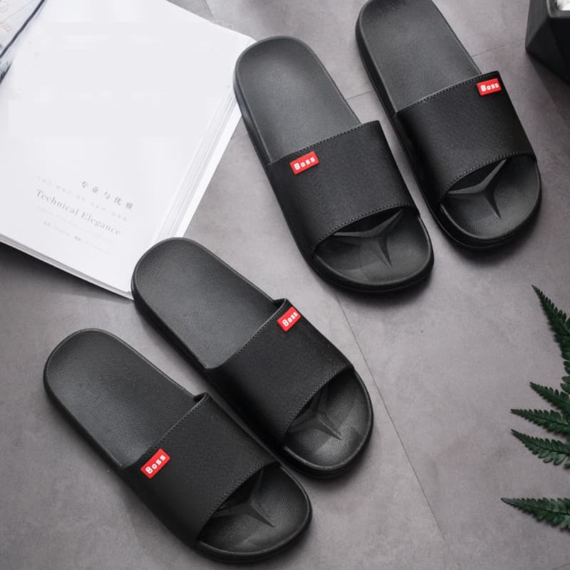 Shock-absorbing fashionable men's slippers for bathroom for men and women, suitable for outdoor wear, for beloved