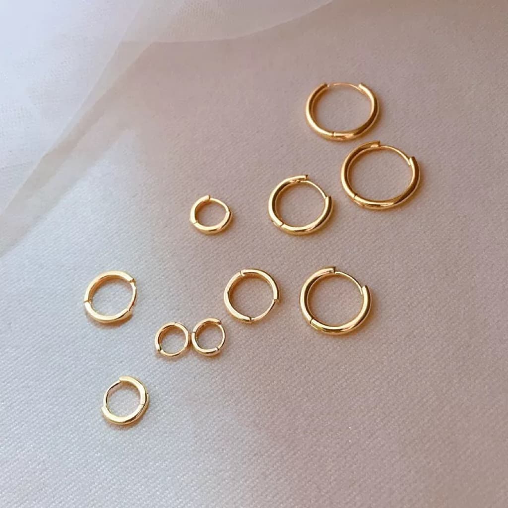 Glossy fashionable sophisticated earrings for men and women, city style, light luxury style, Korean style, for beloved