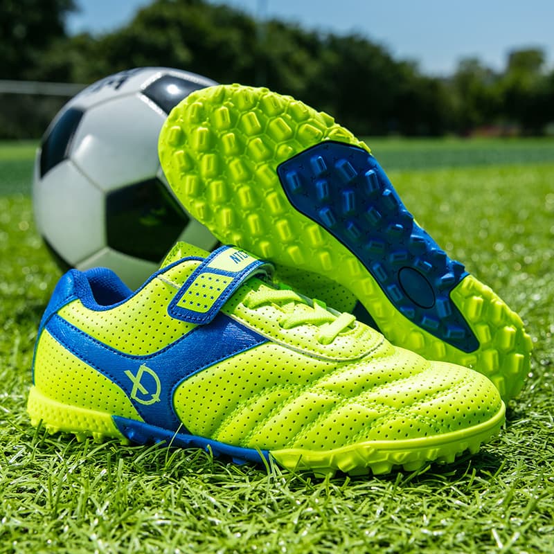 Low children's sports boots for men and women for training