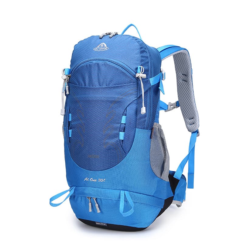 Backpack for hiking for men and women for camping