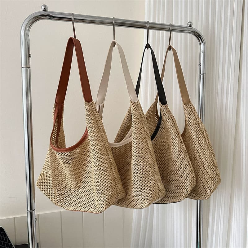 Summer handheld woven fashionable beach straw one-shoulder bag for traveling, western style