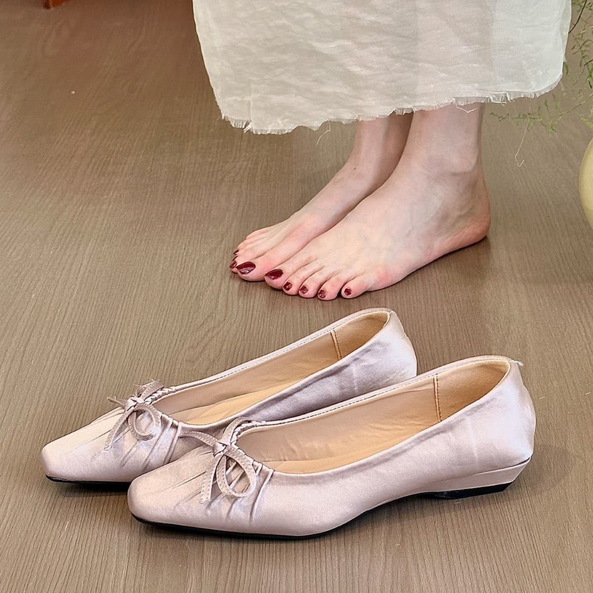 Lan cabinet version~French satin square toe pleated shallow shoes for women 2026 new bow wedge heel Mary Jane shoes
