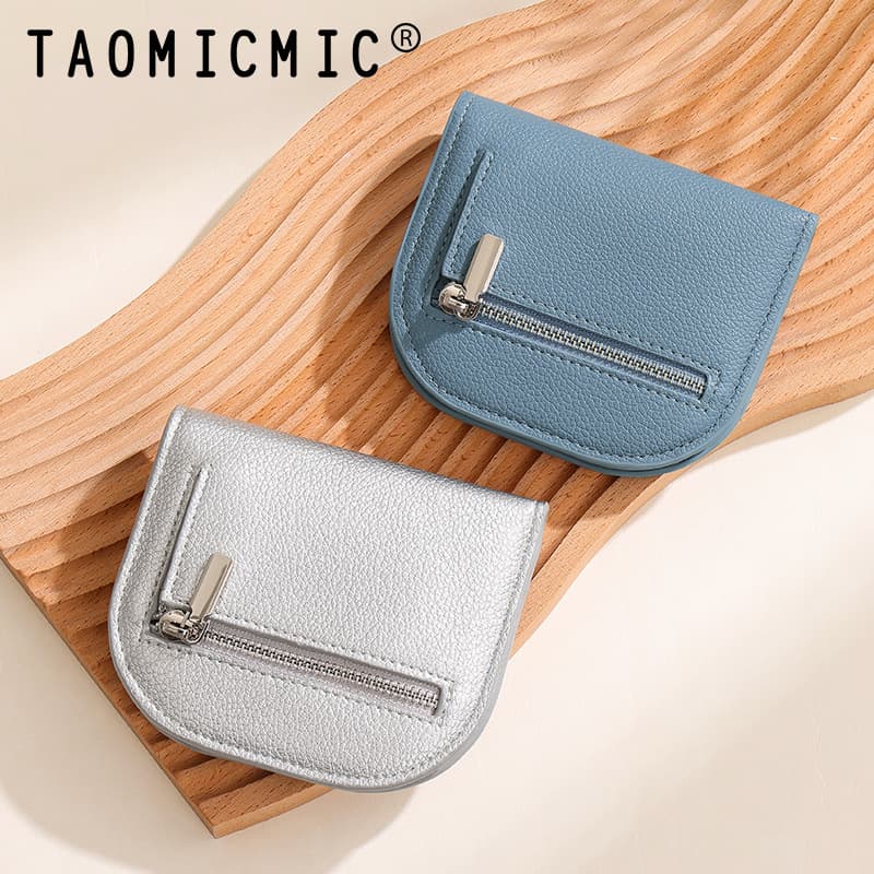 Japanese design suspenders, wallet, coins